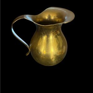 Vintage Solid Brass Pitcher Or Vase With Handle Made In India 6 In Tall.